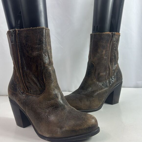 Corral Brown Ankle Boots - Picture 3 of 15